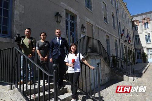 贵州网红吃瓜事件视频曝光,揭秘背后真相 第3张 贵州网红吃瓜事件视频曝光,揭秘背后真相 第3张